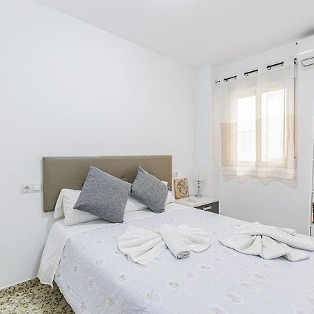 Piso Amplio Cerca Del Centro De Malaga Capital Apartamento Exterior foto