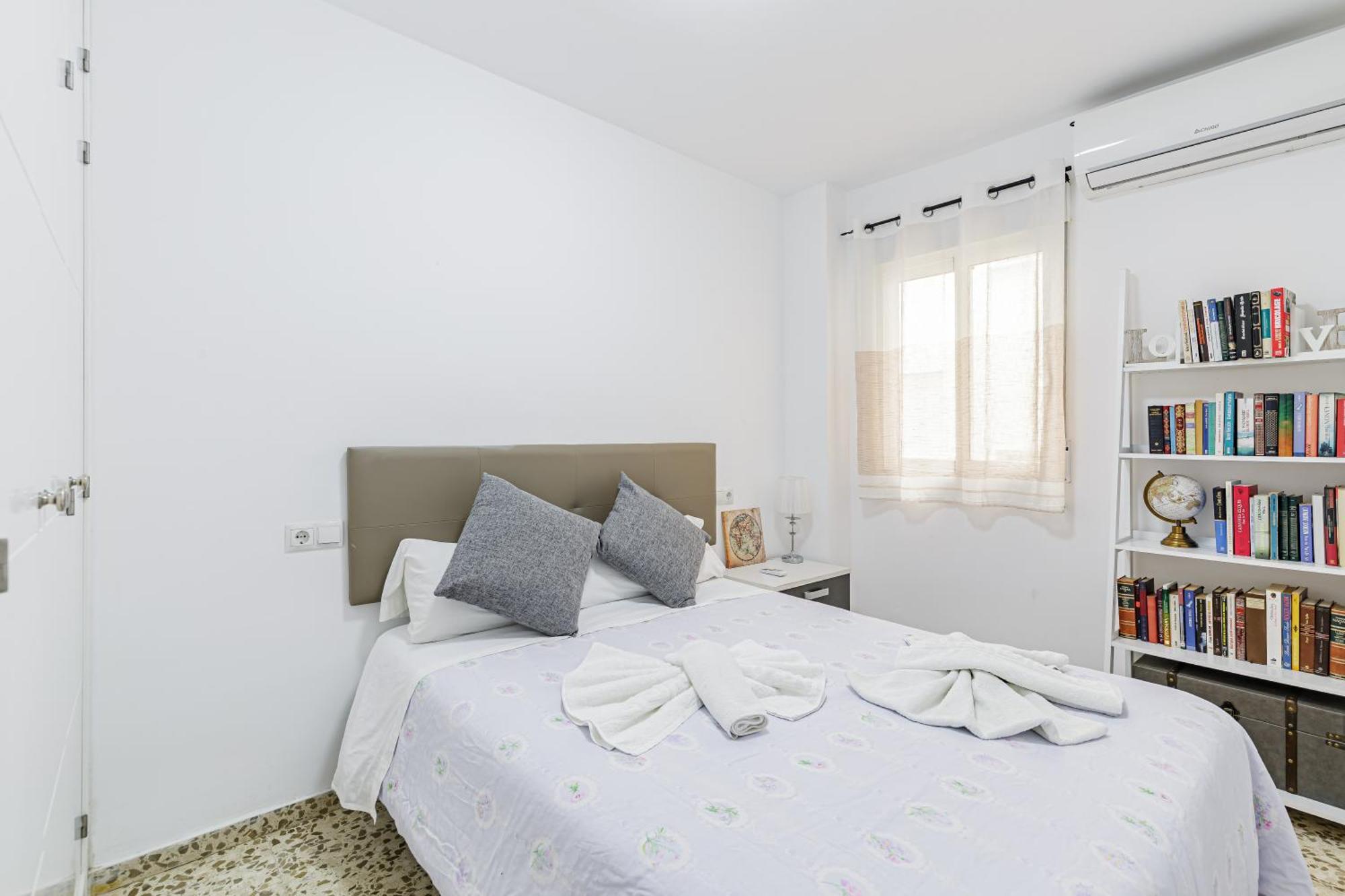 Piso Amplio Cerca Del Centro De Malaga Capital Apartamento Exterior foto